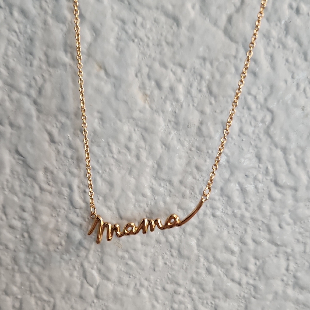 Stella & Dot "Mama" Necklace